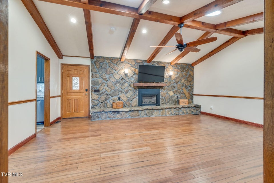 Photo #9: 1137 Old Stage Road