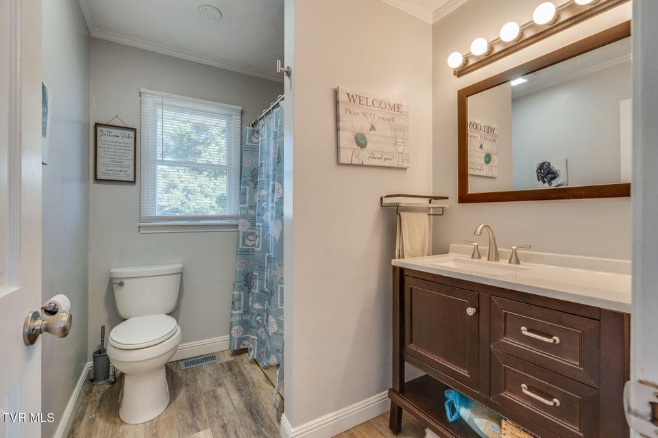 Photo #16: 1137 Old Stage Road