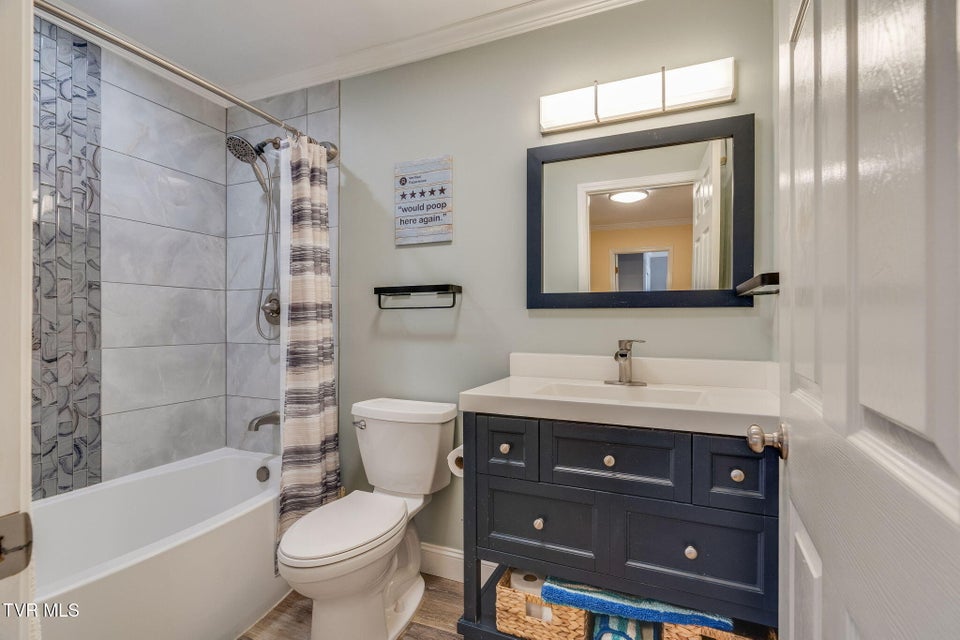 Photo #26: 1137 Old Stage Road