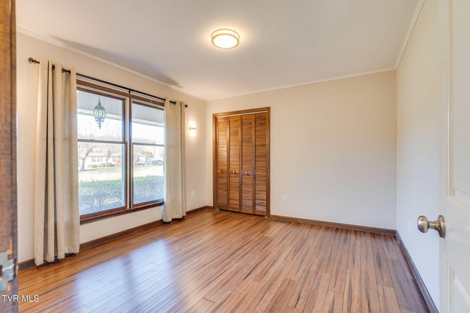 Photo #27: 1137 Old Stage Road