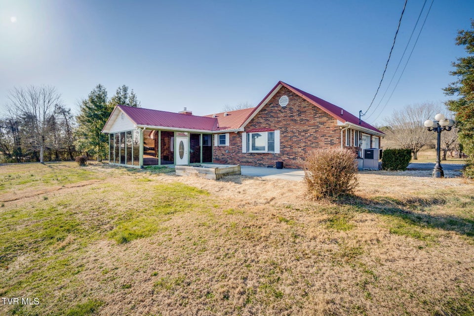 Photo #35: 1137 Old Stage Road