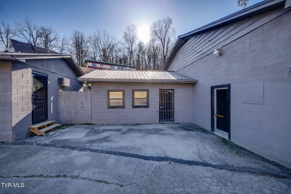 Photo #6: 901 Watauga Road