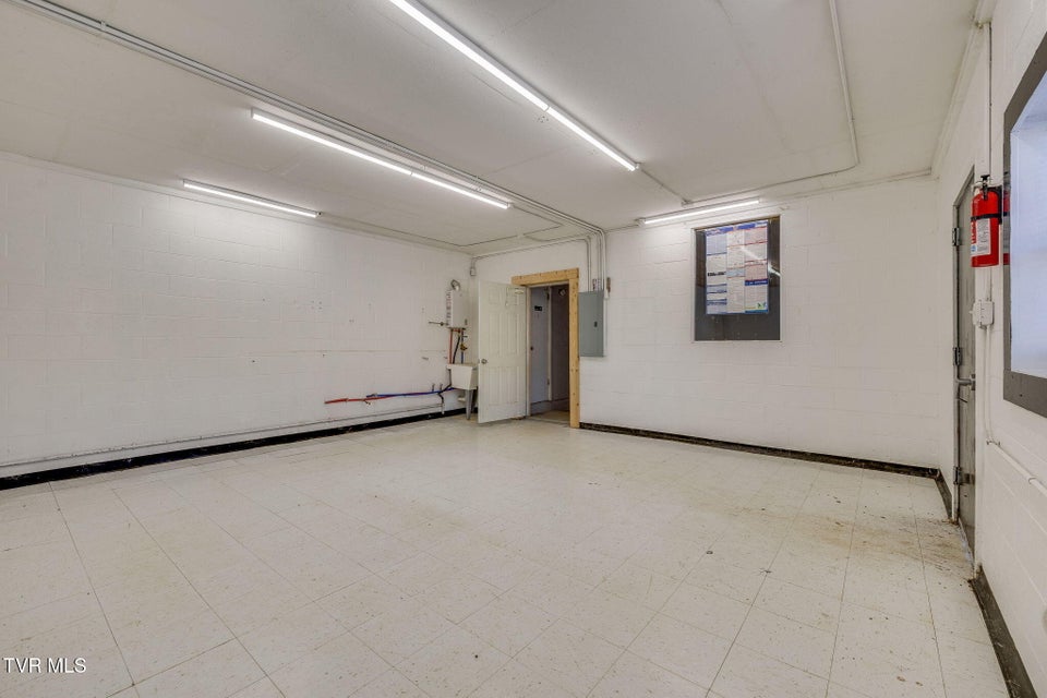 Photo #10: 901 Watauga Road