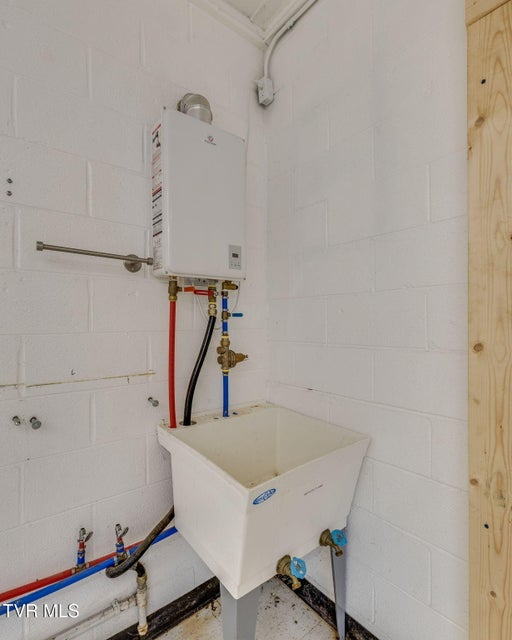 Photo #11: 901 Watauga Road