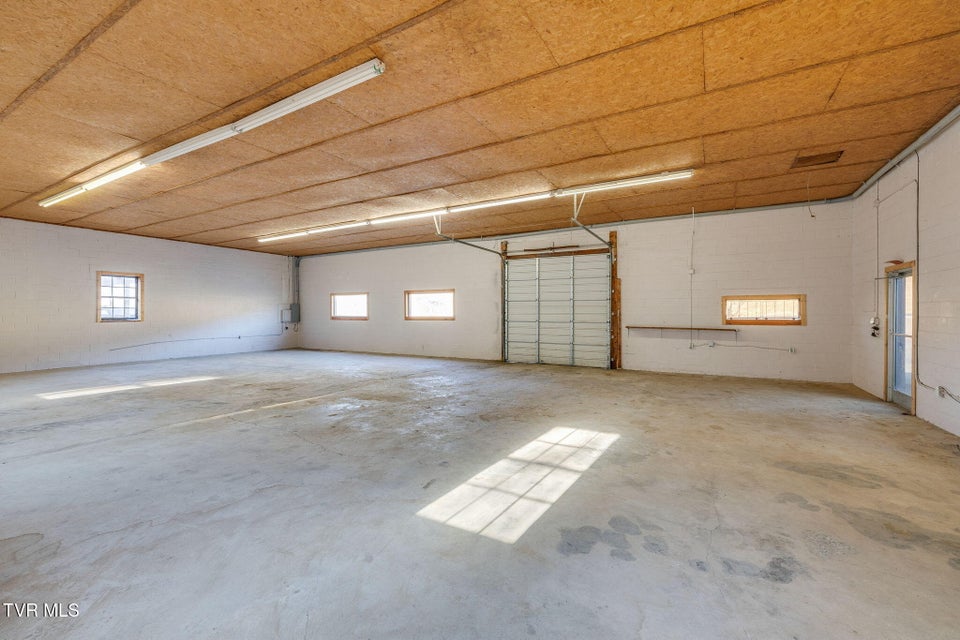 Photo #12: 901 Watauga Road