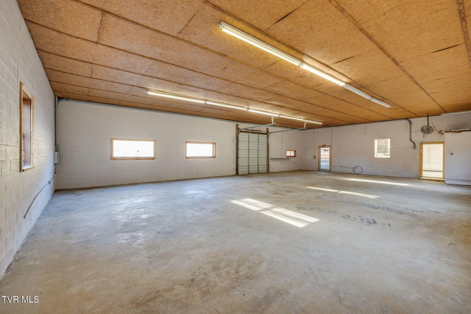 Photo #17: 901 Watauga Road