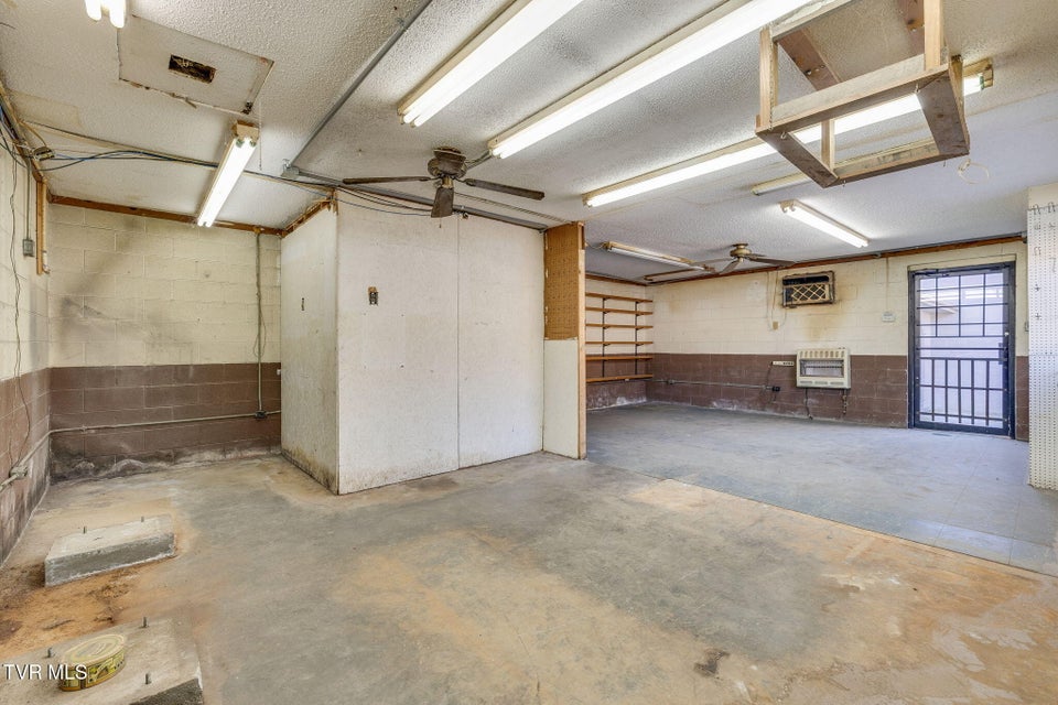 Photo #21: 901 Watauga Road