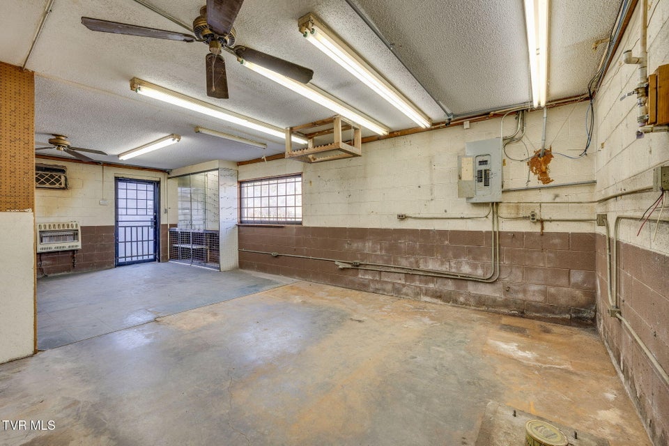 Photo #22: 901 Watauga Road