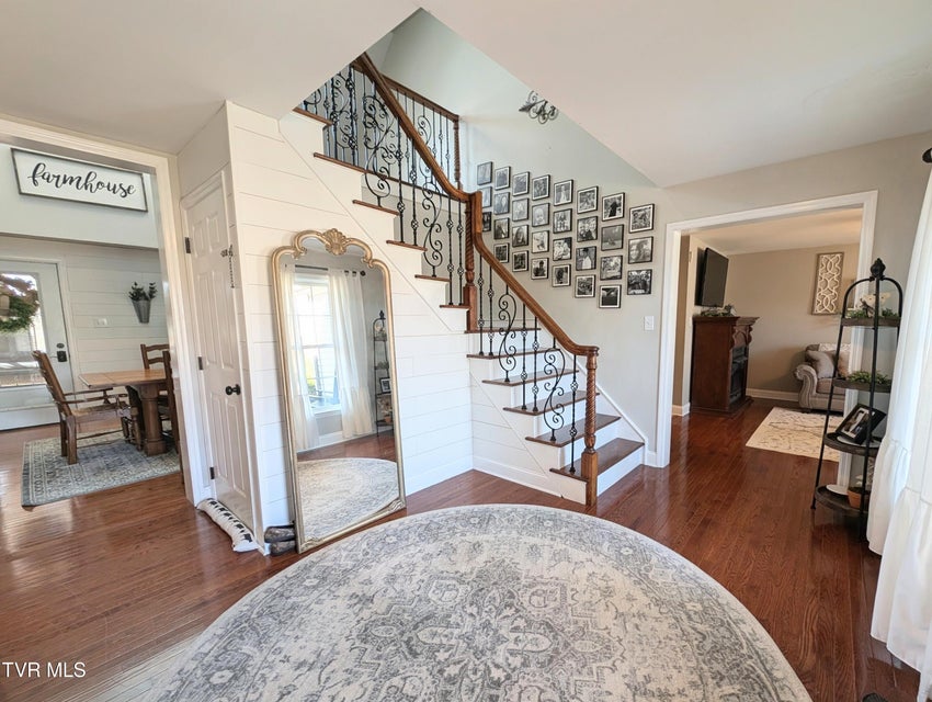 Photo #16: 348 Lakewood Drive