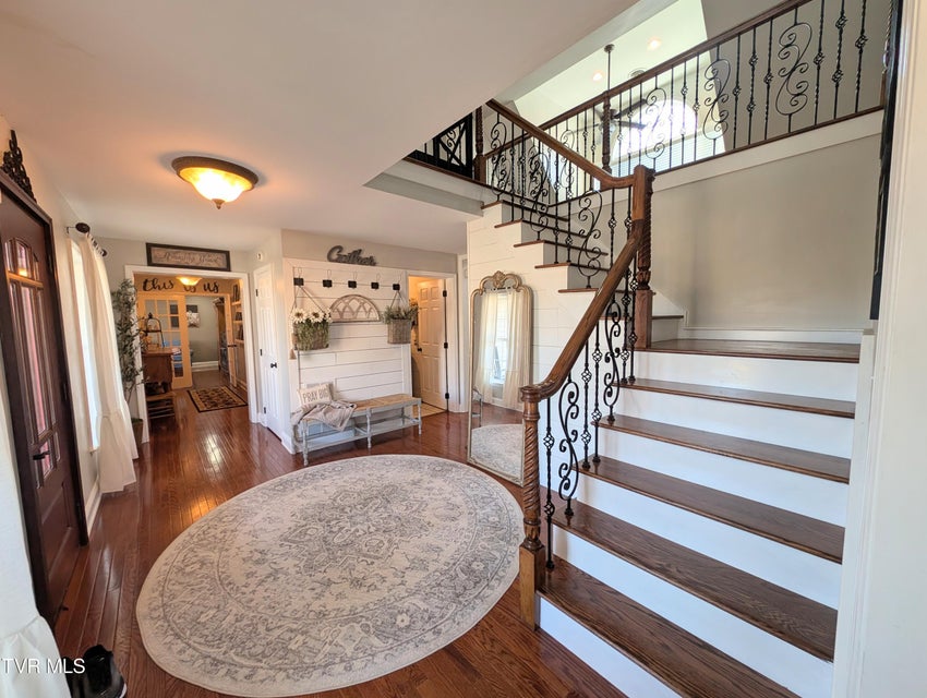 Photo #17: 348 Lakewood Drive