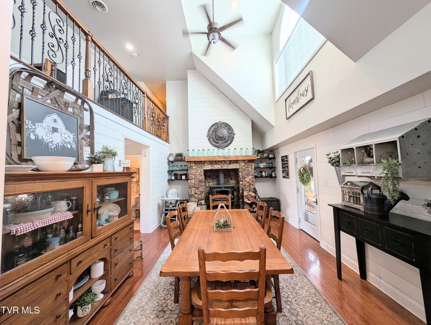 Photo #22: 348 Lakewood Drive