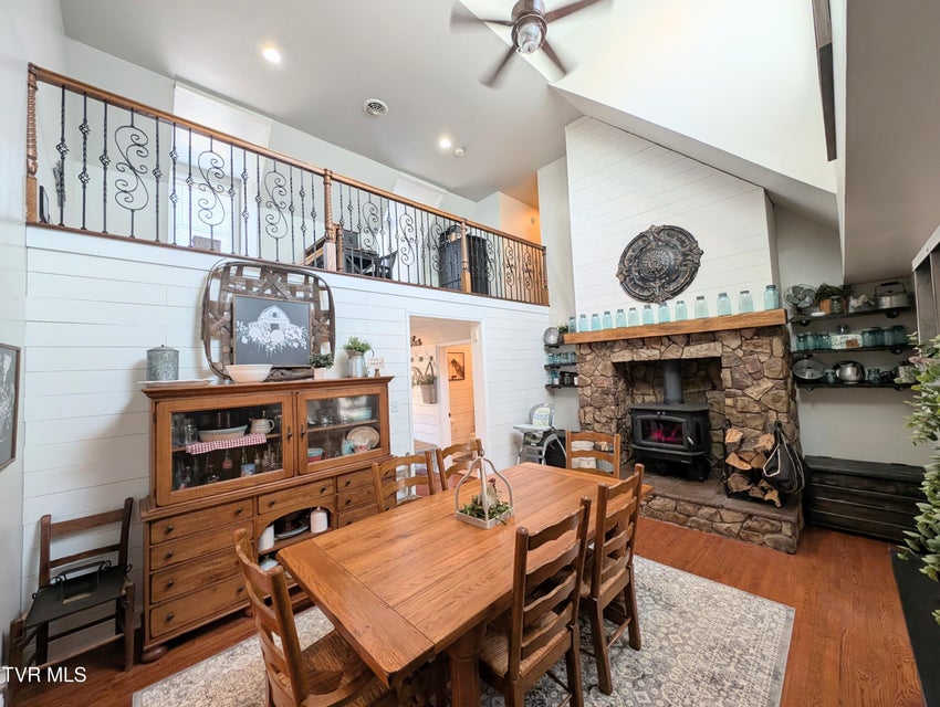 Photo #23: 348 Lakewood Drive