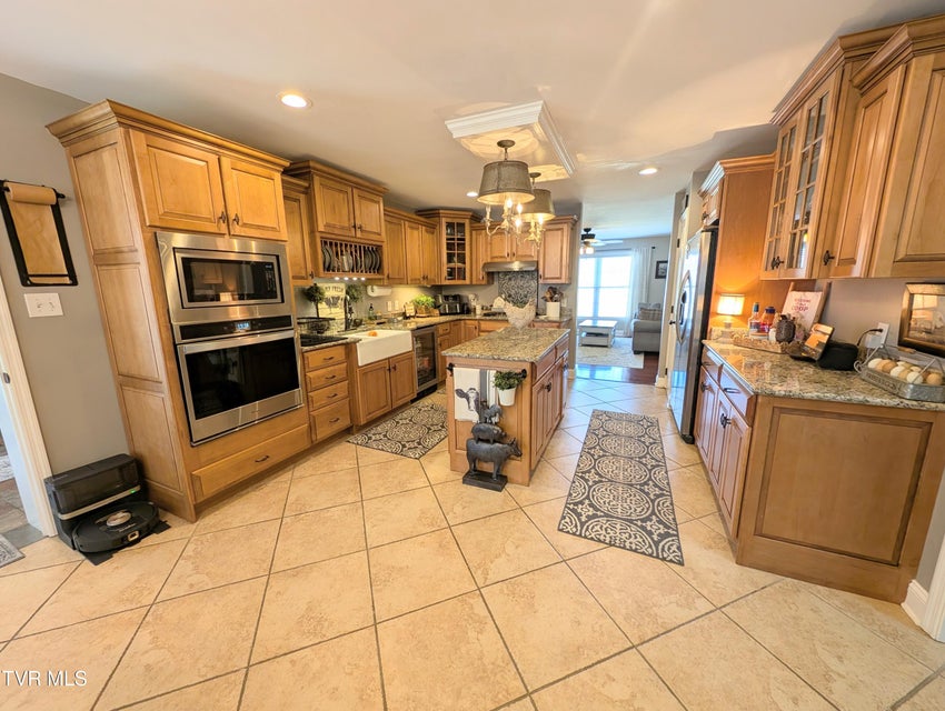 Photo #26: 348 Lakewood Drive