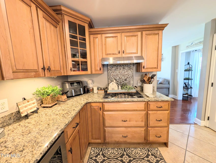 Photo #29: 348 Lakewood Drive