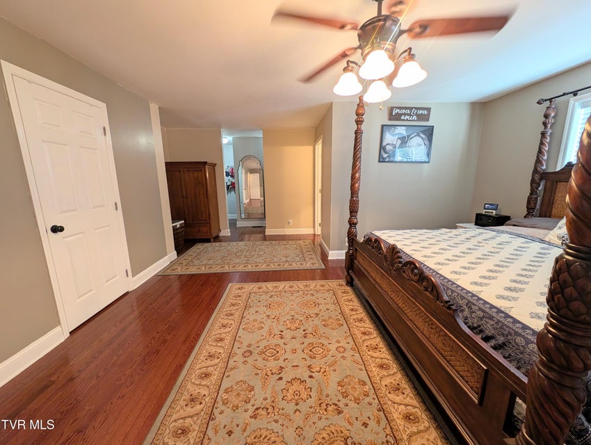 Photo #40: 348 Lakewood Drive