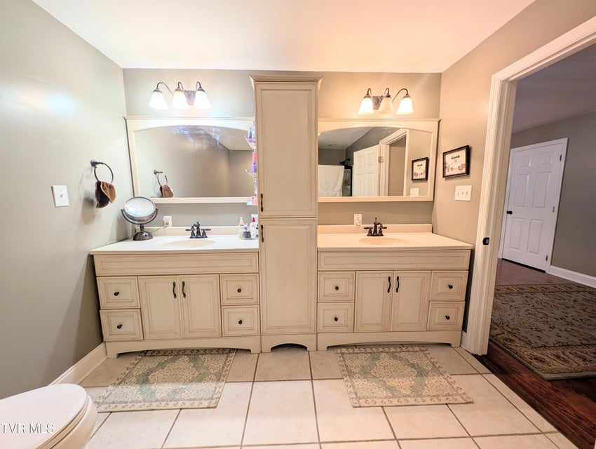 Photo #43: 348 Lakewood Drive