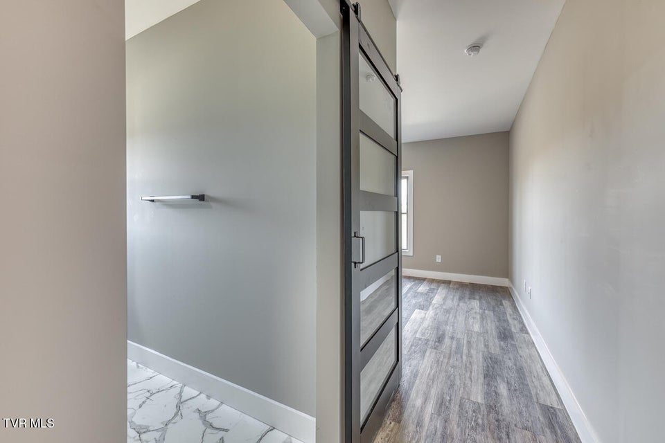 Photo #24: 1091 Traders Walk