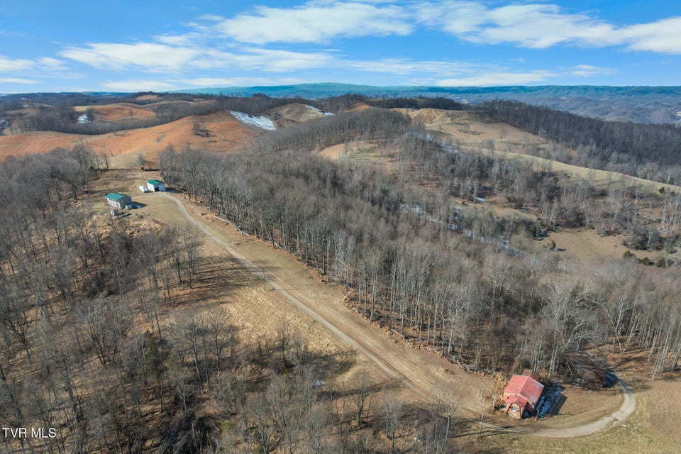 Photo #50: 1965 Carterton Road