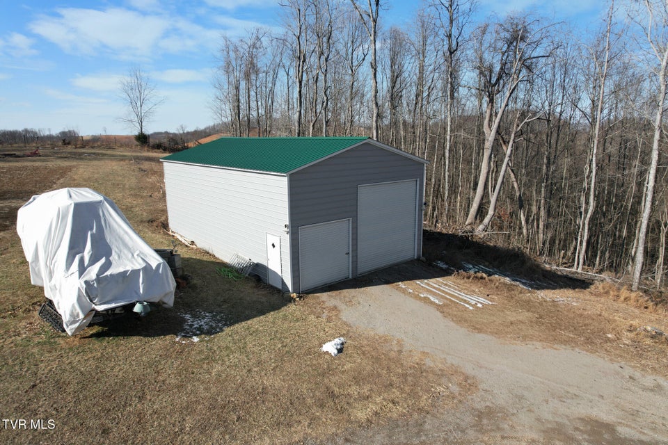 Photo #70: 1965 Carterton Road