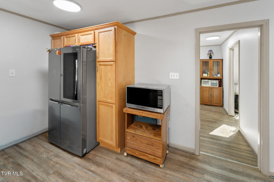 Photo #11: 1965 Carterton Road