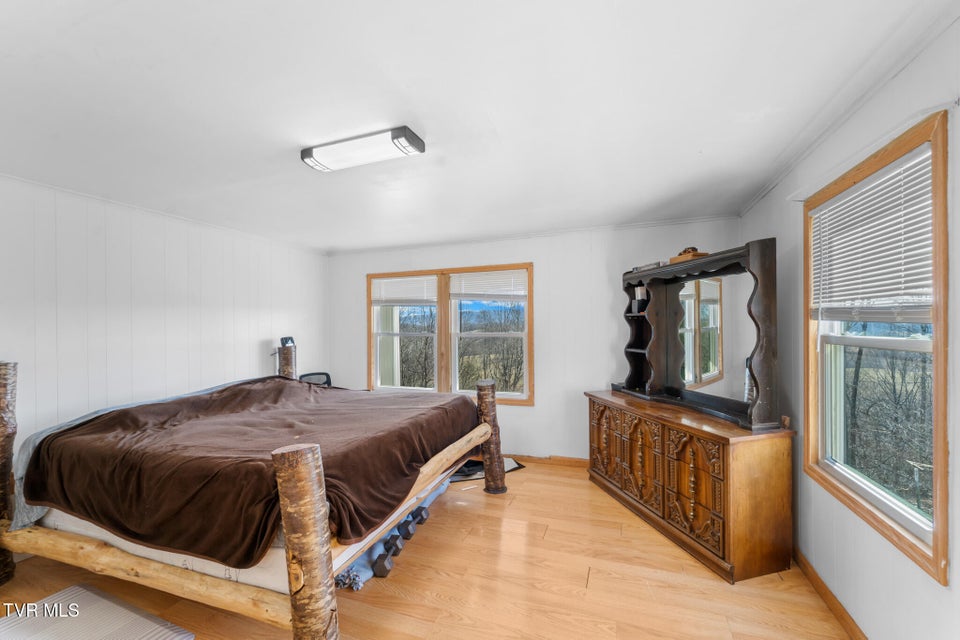 Photo #19: 1965 Carterton Road