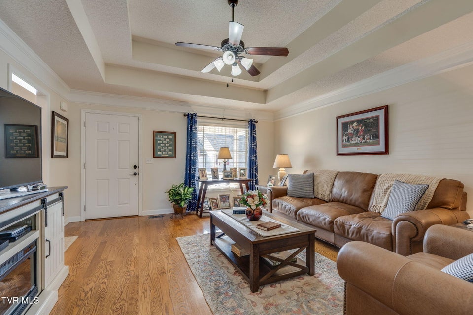 Photo #5: 1023 Appaloosa Trail