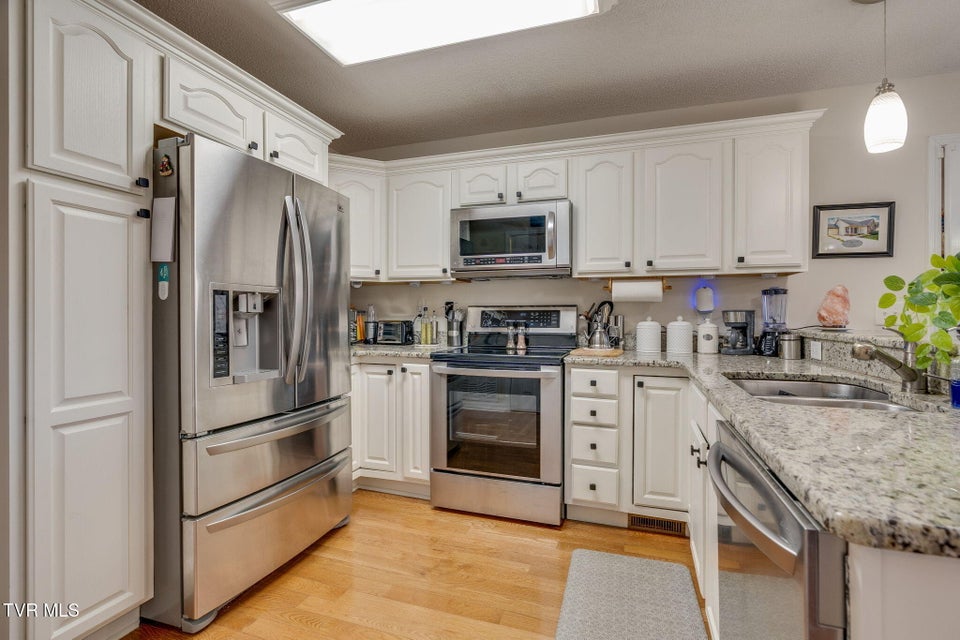 Photo #9: 1023 Appaloosa Trail