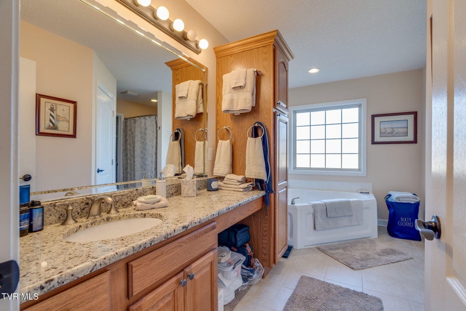 Photo #14: 1023 Appaloosa Trail