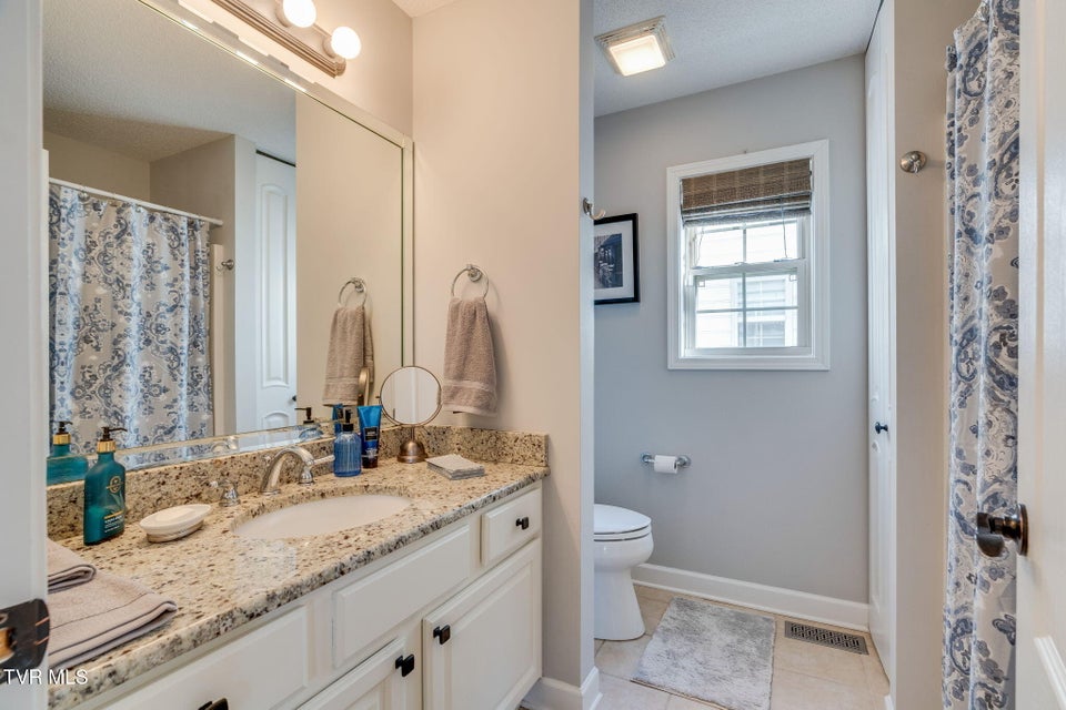 Photo #18: 1023 Appaloosa Trail