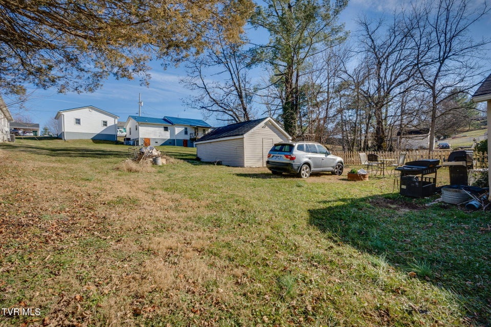 Photo #23: 508 Roan Street