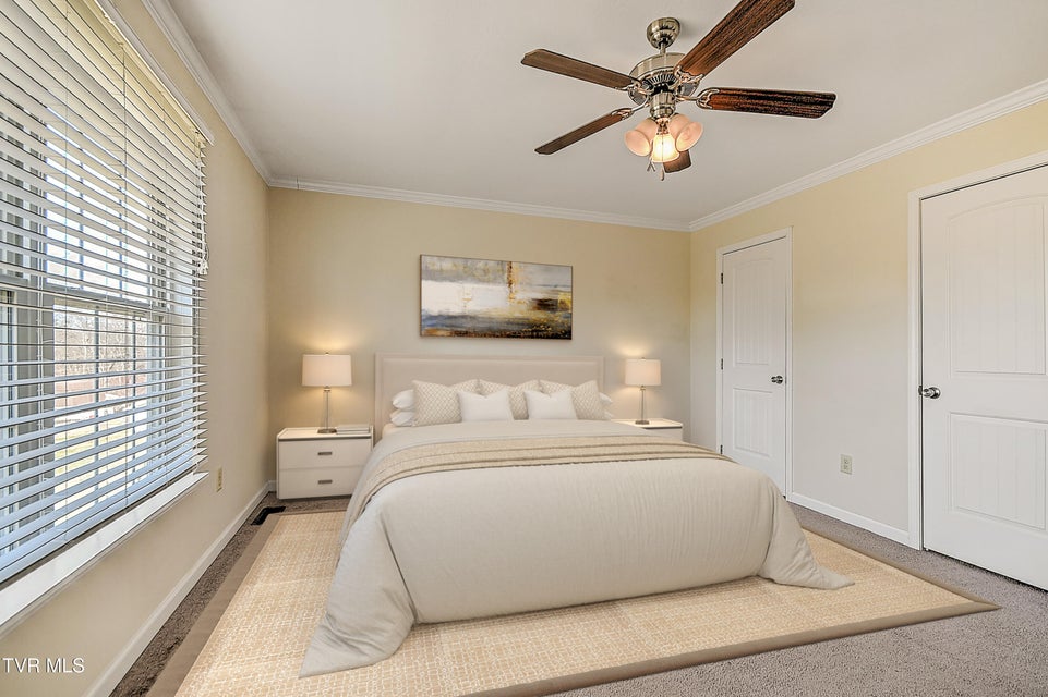 Photo #29: 235 Fairridge Road