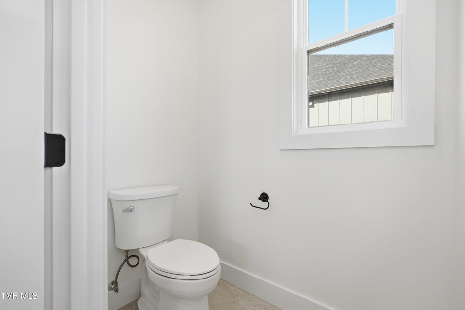 Photo #20: 24 Glaze Farm Way