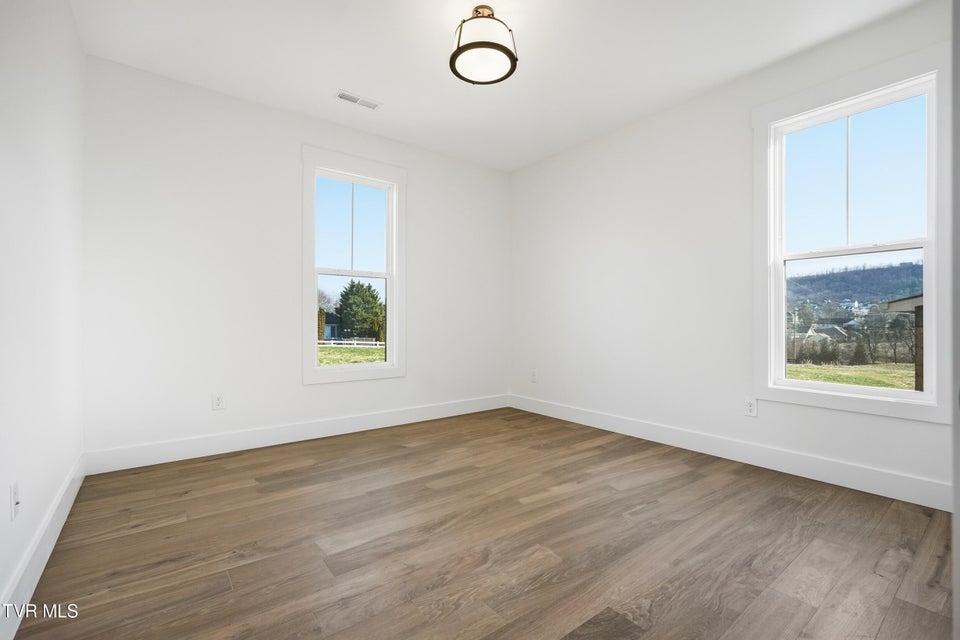 Photo #25: 24 Glaze Farm Way