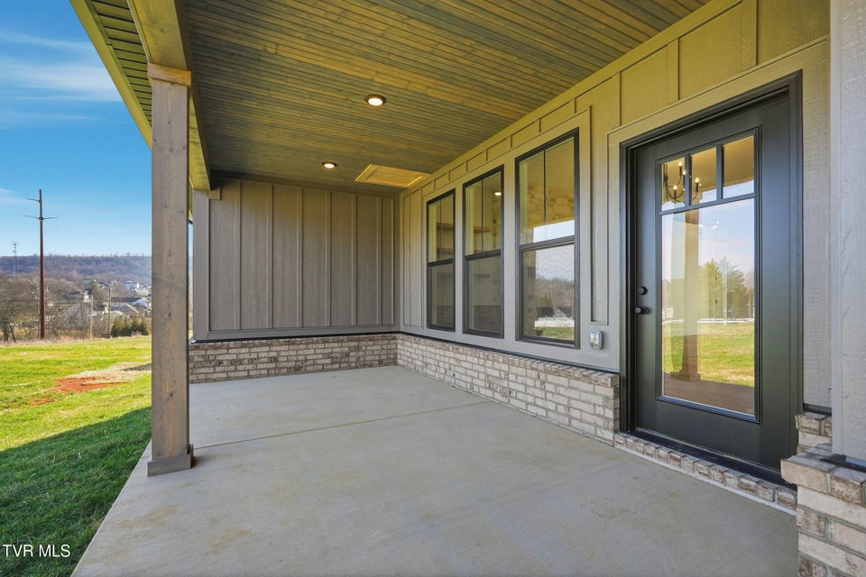 Photo #37: 24 Glaze Farm Way