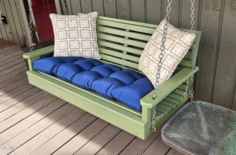 Photo #4: 323 Hickory Bluff