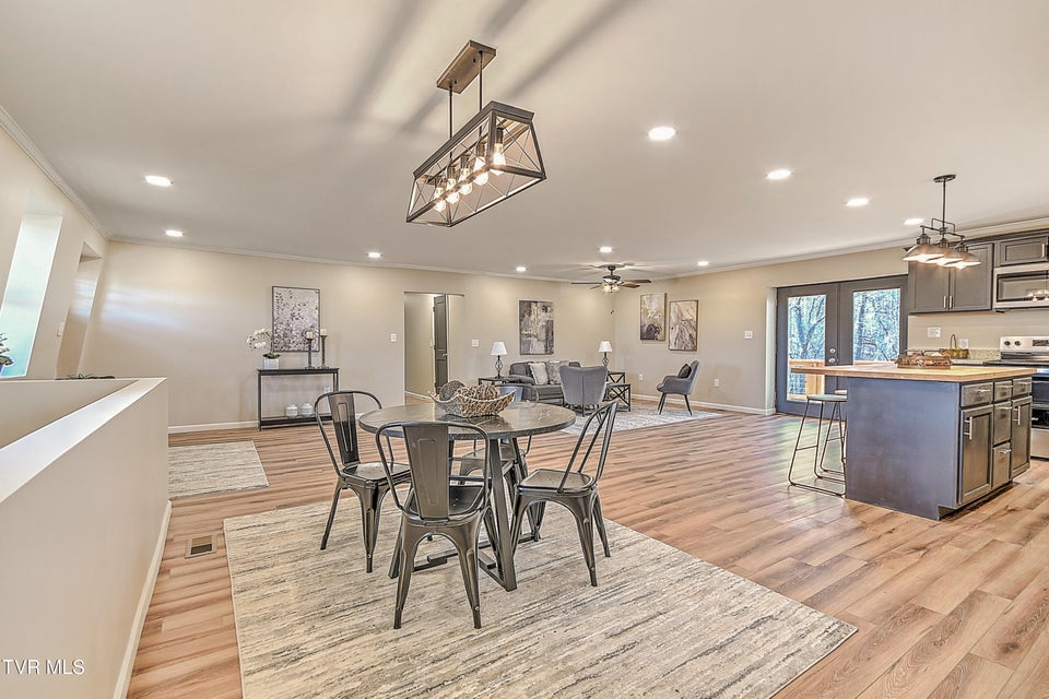 Photo #10: 443 Henson Road