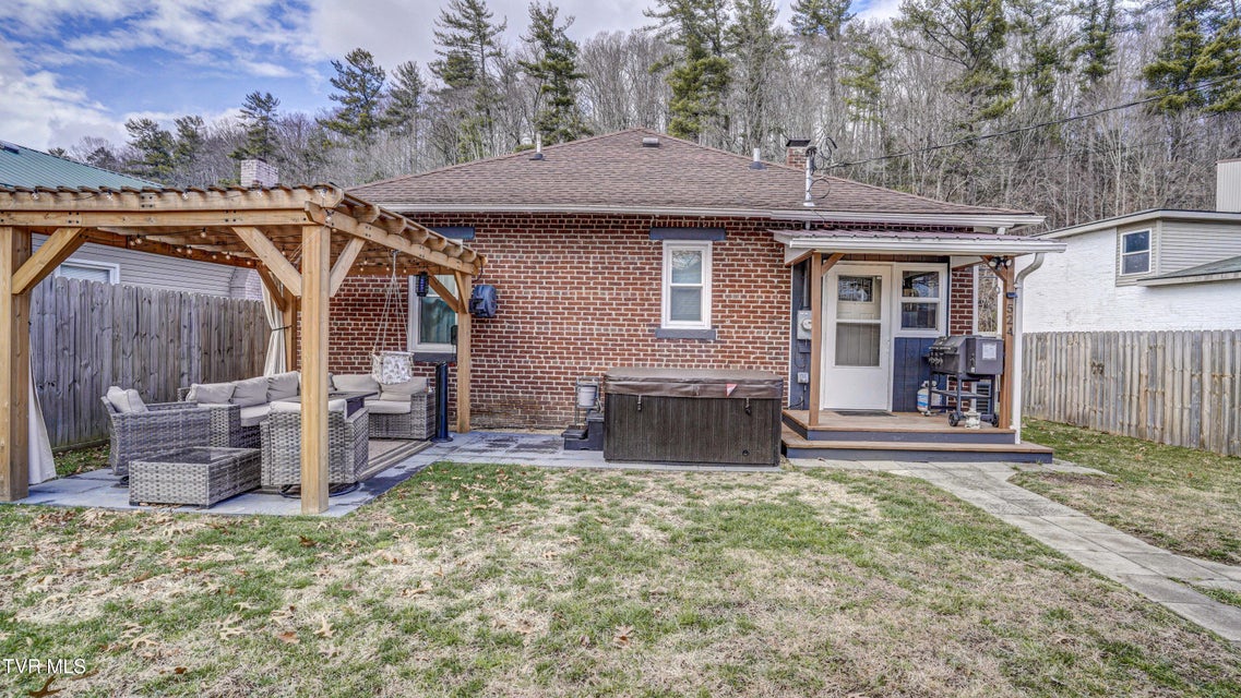 Photo #6: 524 Carolina Avenue