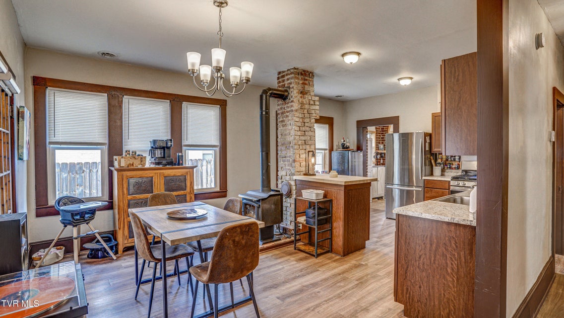 Photo #12: 524 Carolina Avenue