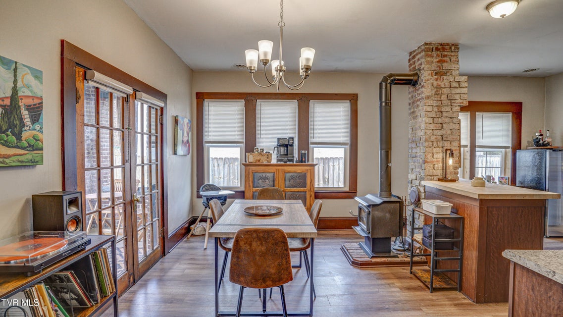 Photo #13: 524 Carolina Avenue