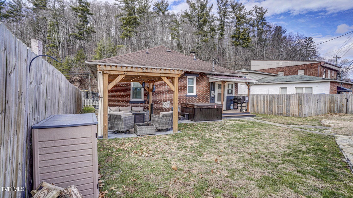 Photo #7: 524 Carolina Avenue