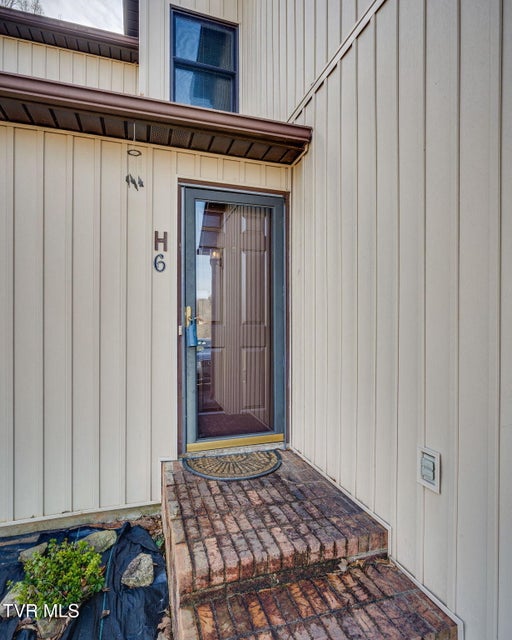 Photo #2: 780 Hamilton Road 