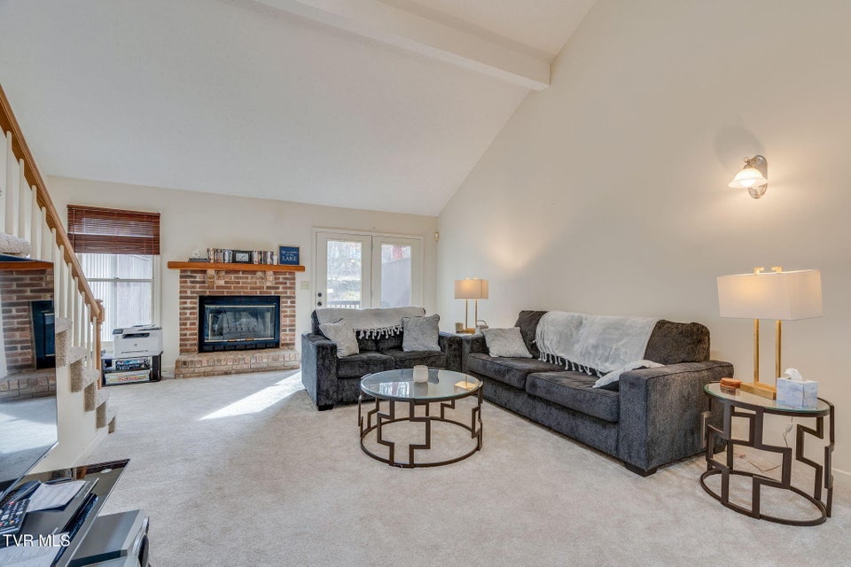 Photo #10: 780 Hamilton Road 