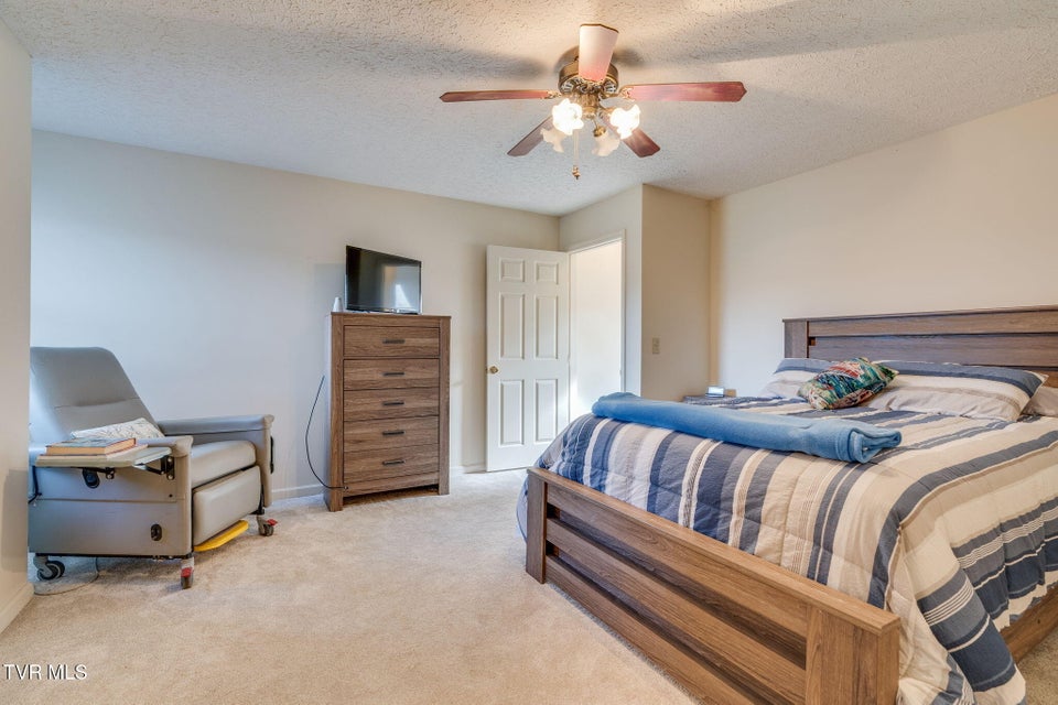 Photo #19: 780 Hamilton Road 