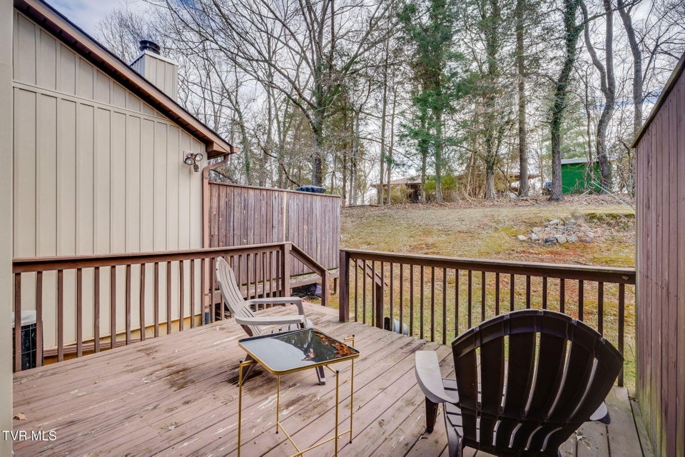 Photo #23: 780 Hamilton Road 