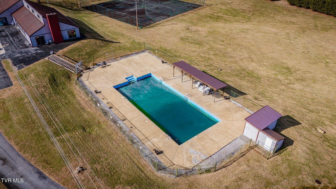 Photo #27: 780 Hamilton Road 