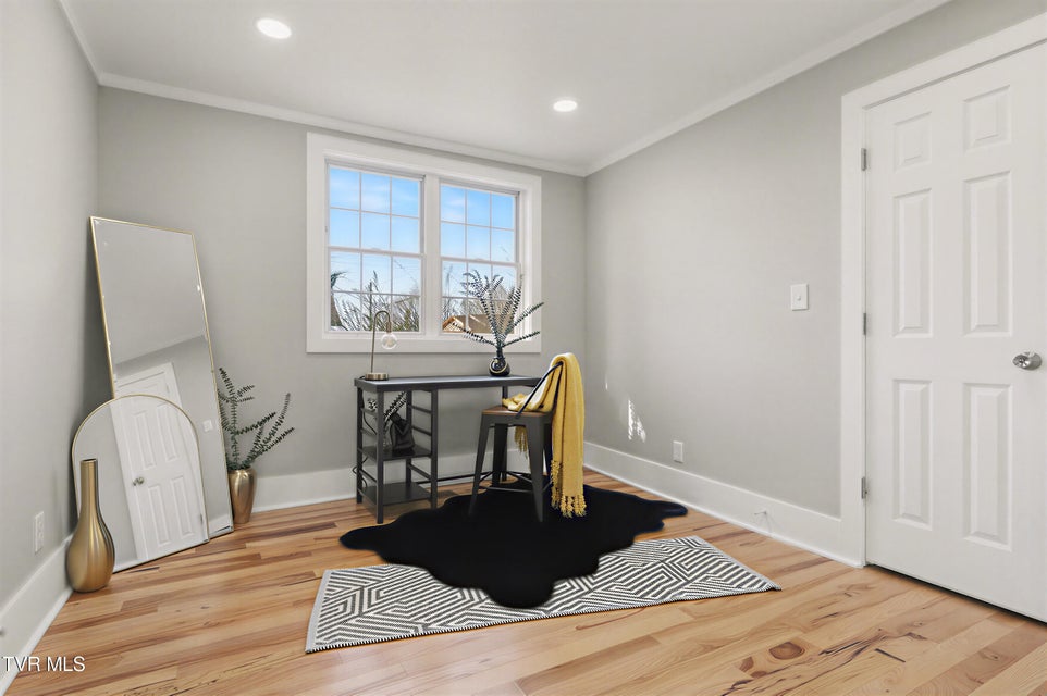 Photo #45: 319 Chilhowie Avenue