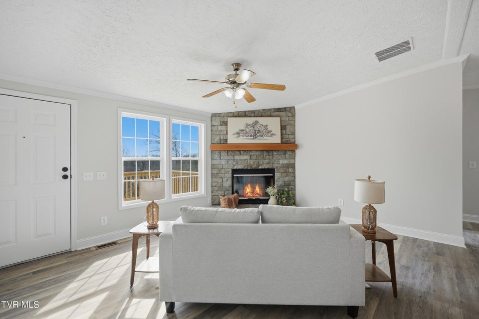 Photo #8: 111 Forester Lane