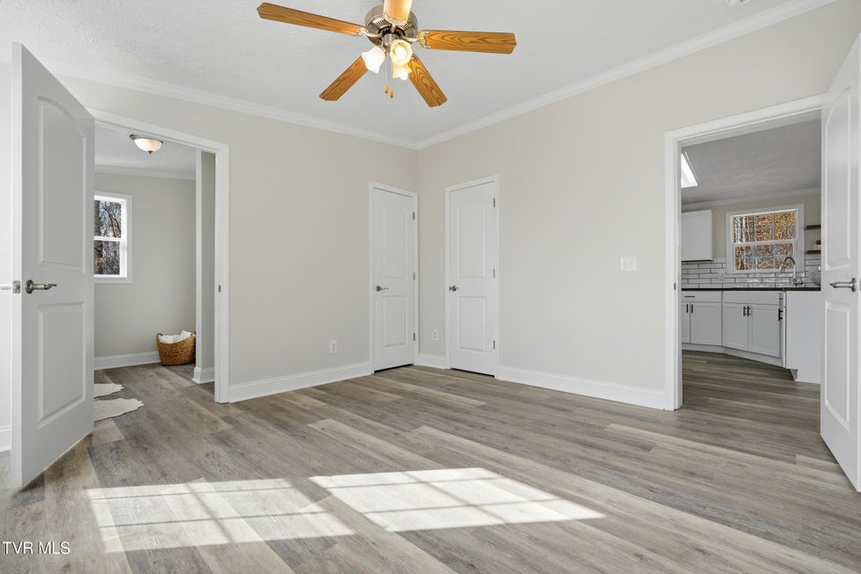 Photo #18: 111 Forester Lane