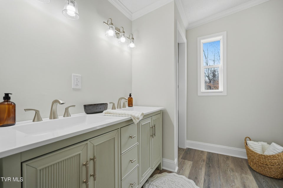 Photo #19: 111 Forester Lane