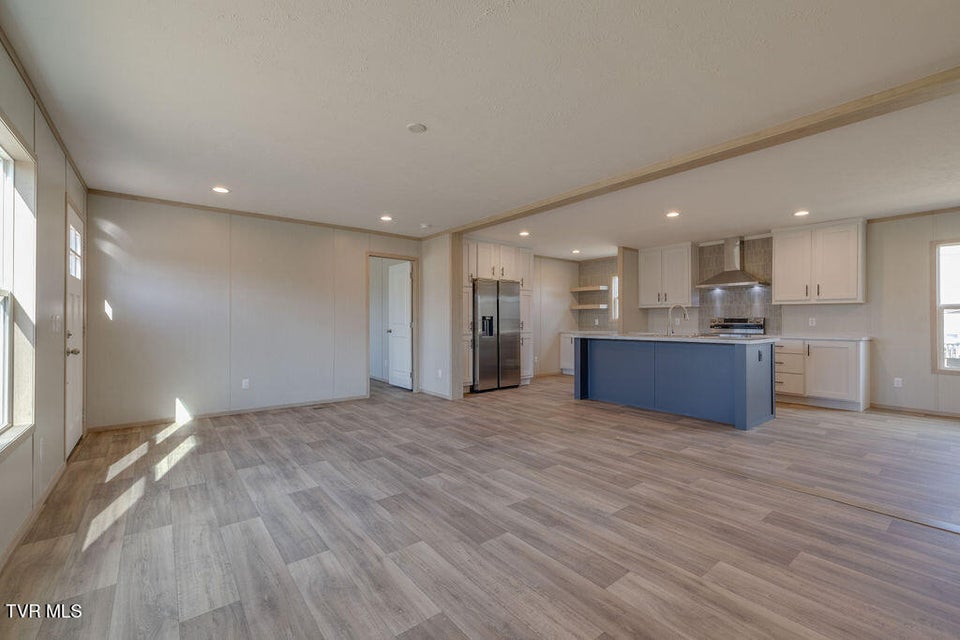 Photo #8: 319 Lories Lane